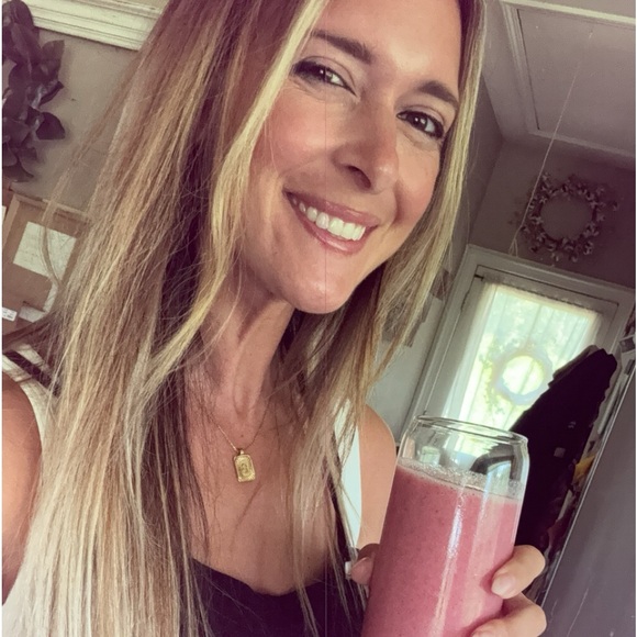 Meet your Posher, Ashley - Picture 3 of 6